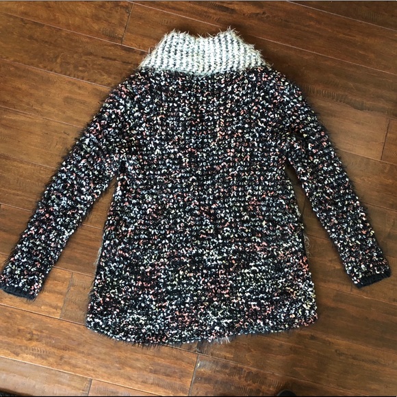 BKE Boutique Multicolored cardigan sweater (SM) - Picture 4 of 8